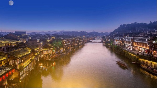 城市戶外亮化方案設(shè)計應(yīng)結(jié)合地域文化特征